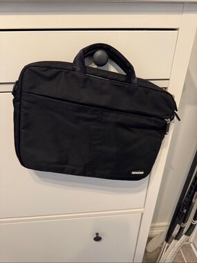 Incase Black Laptop Briefcase with Front Pocket